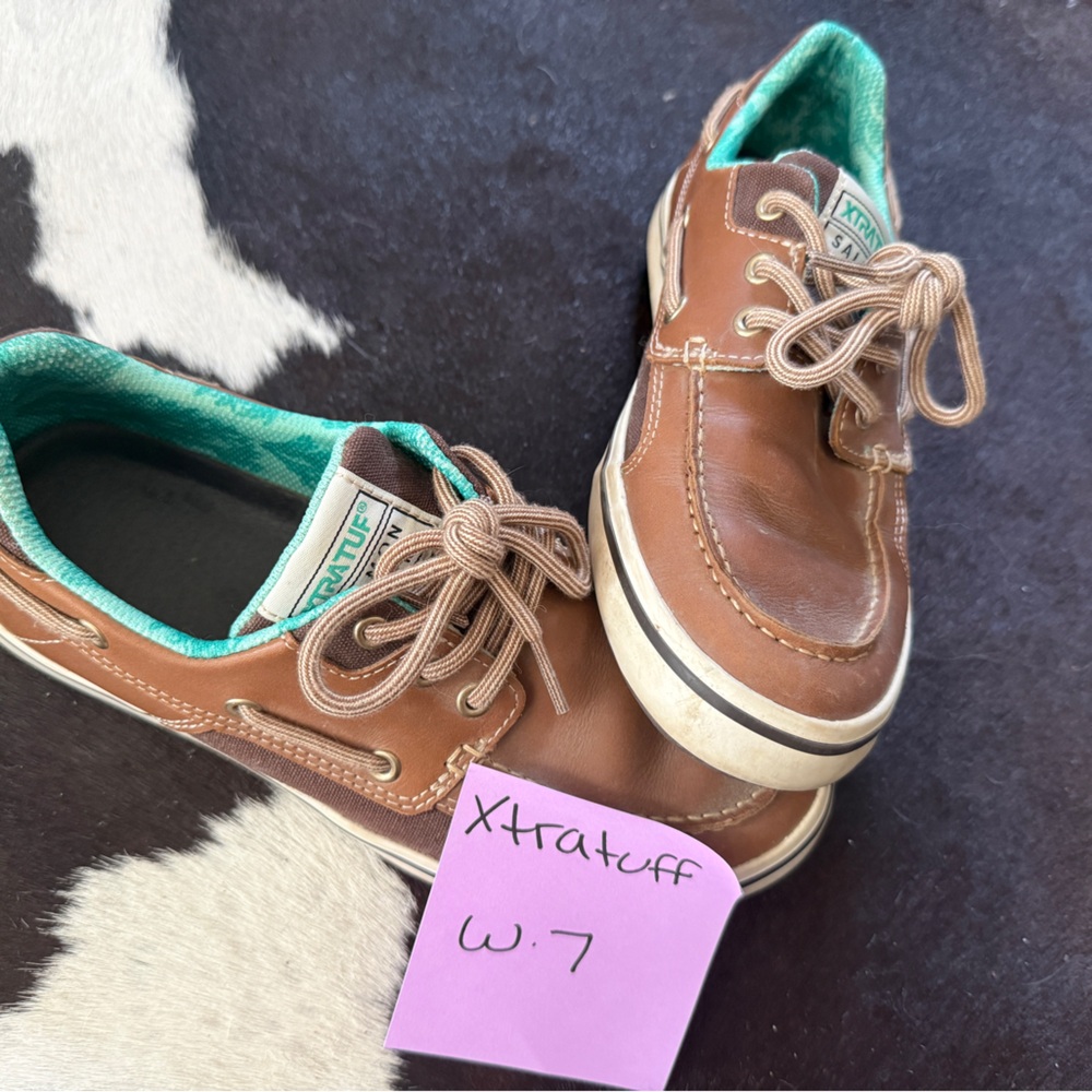 Xtratuf Women’s Brown Leather Lace-Up Sneakers with Teal Trim - Size 7